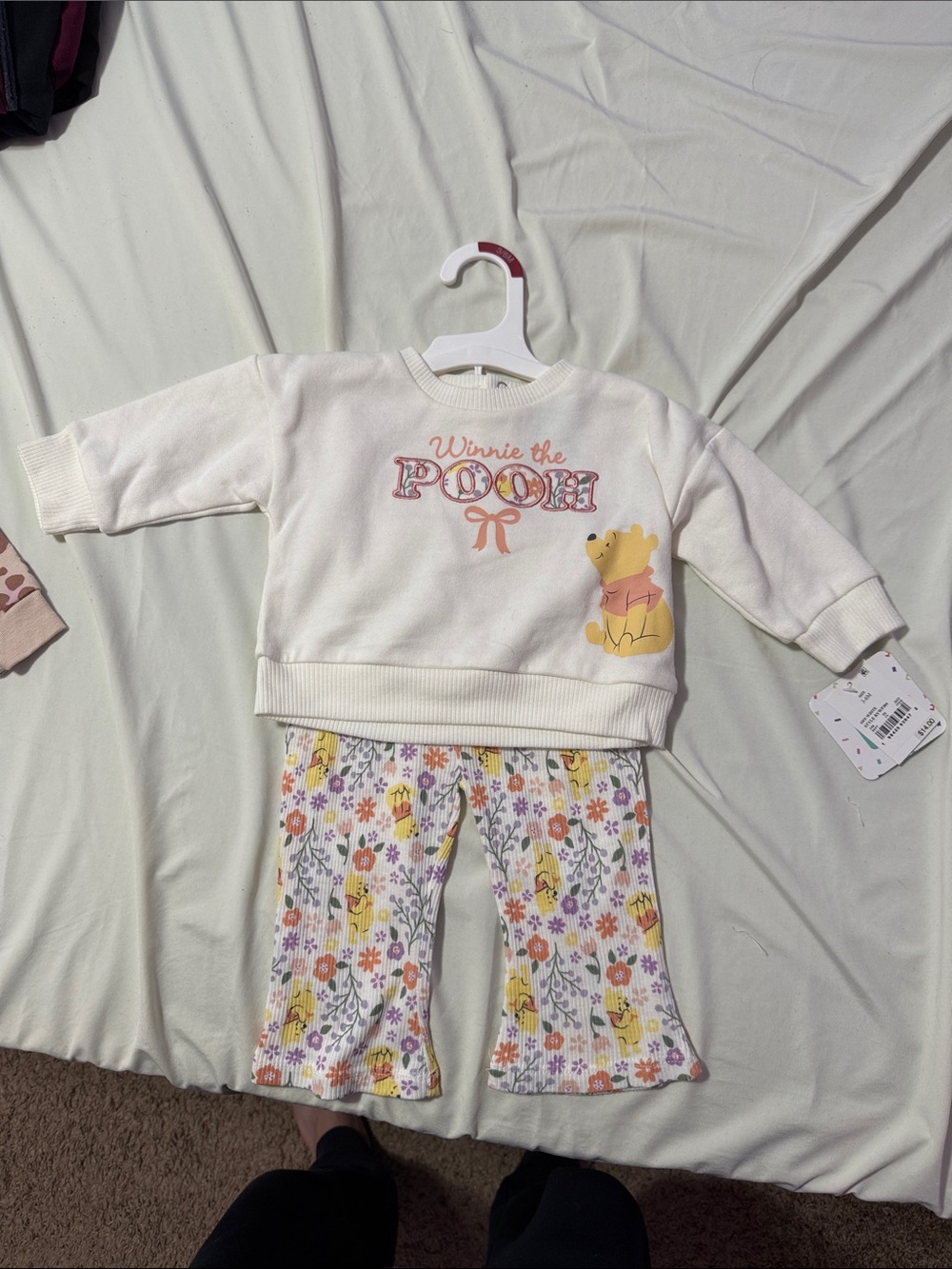 Disney White Winnie the Pooh Kids Pajama Set with Floral Pants